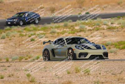 media/Jun-01-2025-CalClub SCCA (Sun) [[eae223c5dd]]/Group 1/Track Event 5/